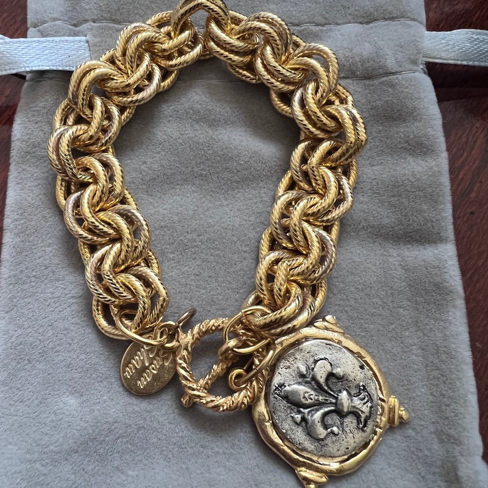 COPY - Susan Shaw Toggle Bracelet
